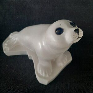 VTG White Harp Seal Sculpture